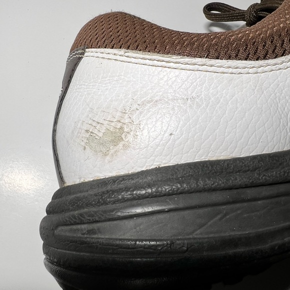 Adidas Men’s Size 10 Brown & White Adiprene SBT Golf Shoes - Picture 7 of 8